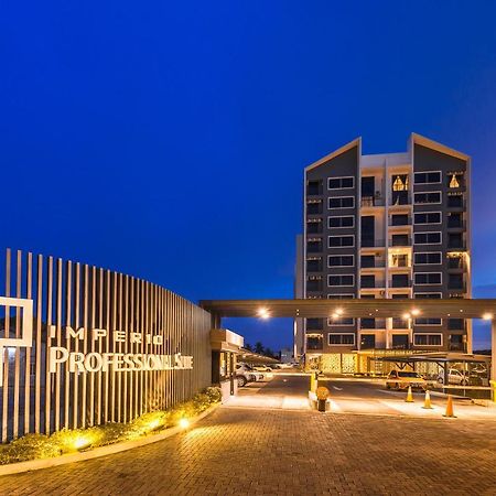 อิมเปริโอ โพรเฟสชันแนล สวีท บาย อิมเปริโอ Aparthotel อลอร์สตาร์ ภายนอก รูปภาพ